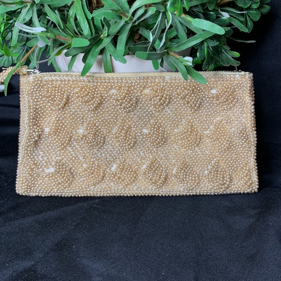 Beautiful VGC hand made Vintage Seed Bead clutch purse / evening purse - Picture 2 of 13